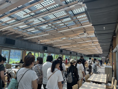 參觀榜鵝數位園區善用自然採光及風扇節能圖片