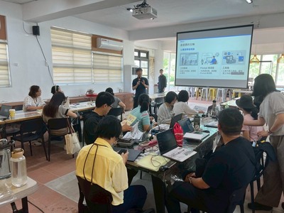【產官學攜手跨越數位落差 臺北市立大學結盟全國中小企業總會 深入城鄉辦理AI課程】圖片