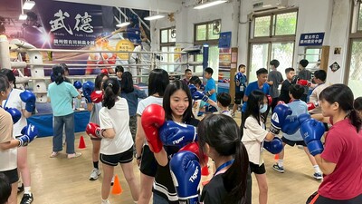 學員們對於課程深感興趣，無一不認真不浪費任何一分鐘圖片